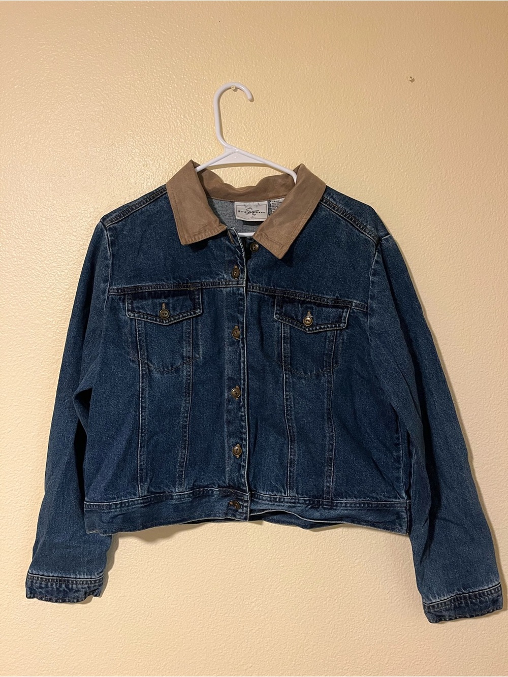 Vintage Cropped Denim Jacket with Brown Suede Collar